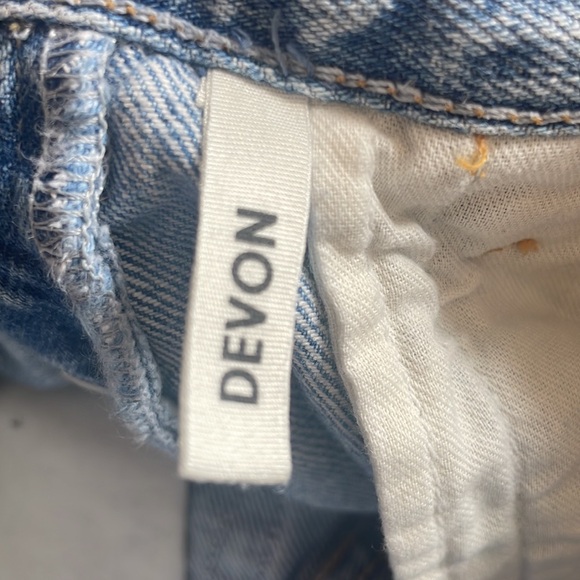 GRLFRND • devon distressed high waist straight leg jeans all the way sz 24 - Picture 14 of 15